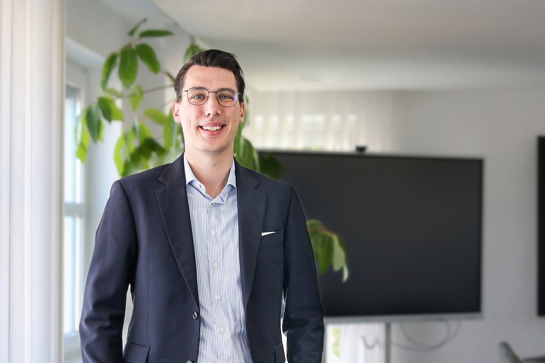 Sebastian Merle, Junior Consultant